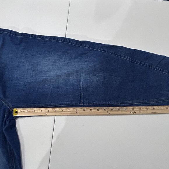 Chicos Jeans Womens 2.5R/Size 14R Blue Stretch Denim Straight Leg Cropped Length - Picture 5 of 13